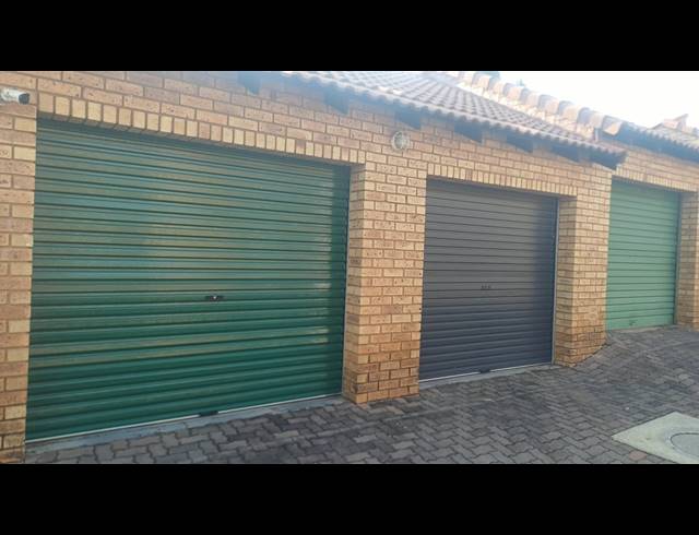 3 BEDROOM APARTMENT FOR SALE IN DIE HOEWES